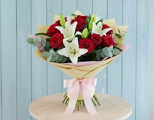 Букет цветов из:  Лилии и Розы в Федурново