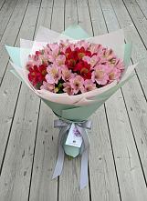 Букет цветов из:  Альстромерии в Федурново
