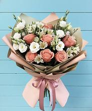 Букет цветов из:  Розы, Альстромерии и Лизиантусы в Федурново
