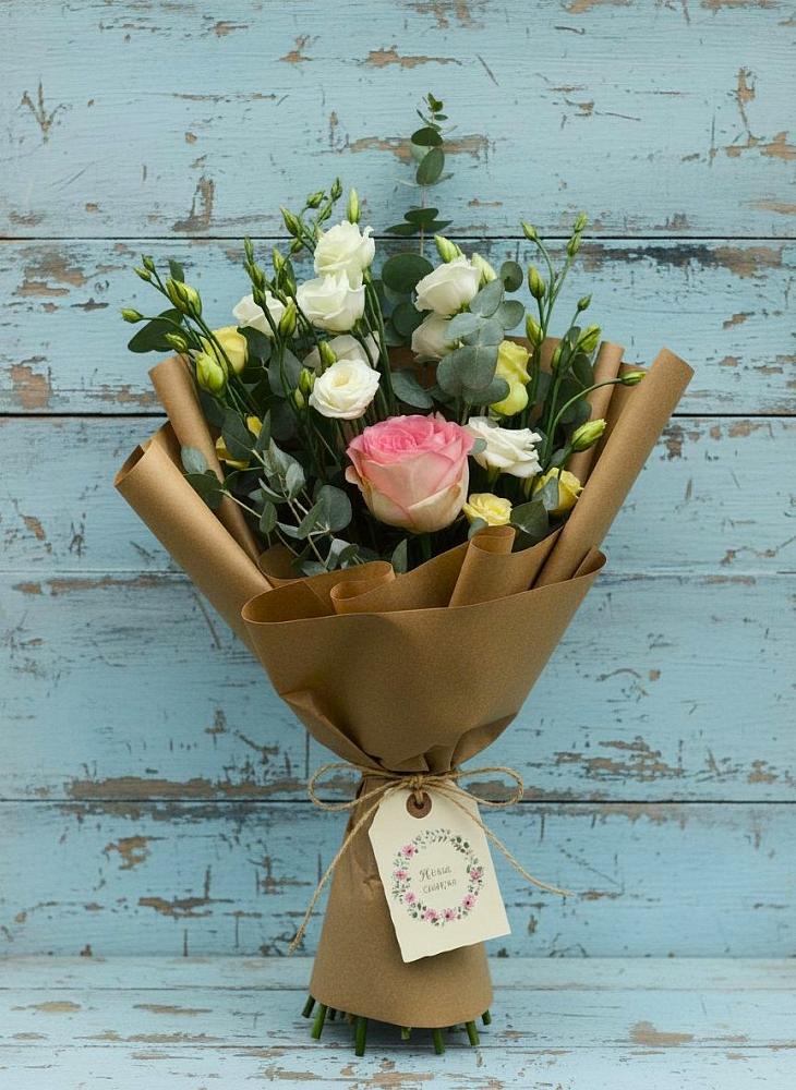 Букет цветов из: Розы и Лизиантусы в Федурново