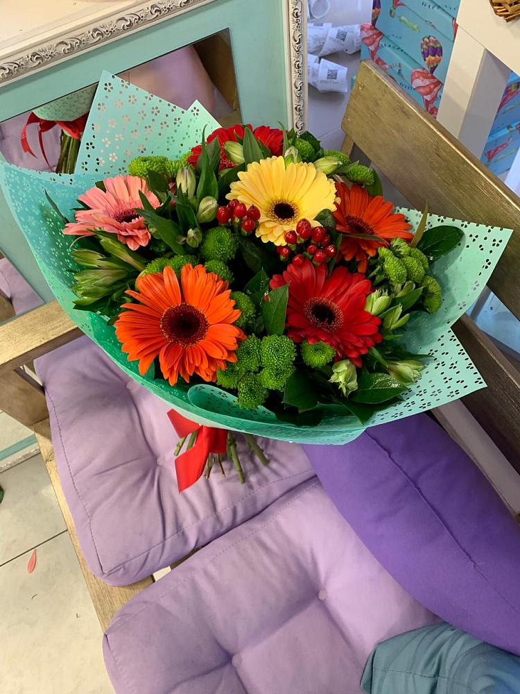 Букет цветов из: Герберы, Хризантемы и Альстромерии в Федурново