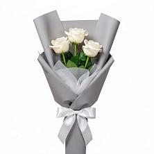 Букет 3 белые розы в Федурново