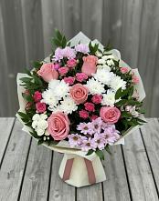 Букет цветов из:  Альстромерии, Гвоздики, Розы и Хризантемы в Федурново