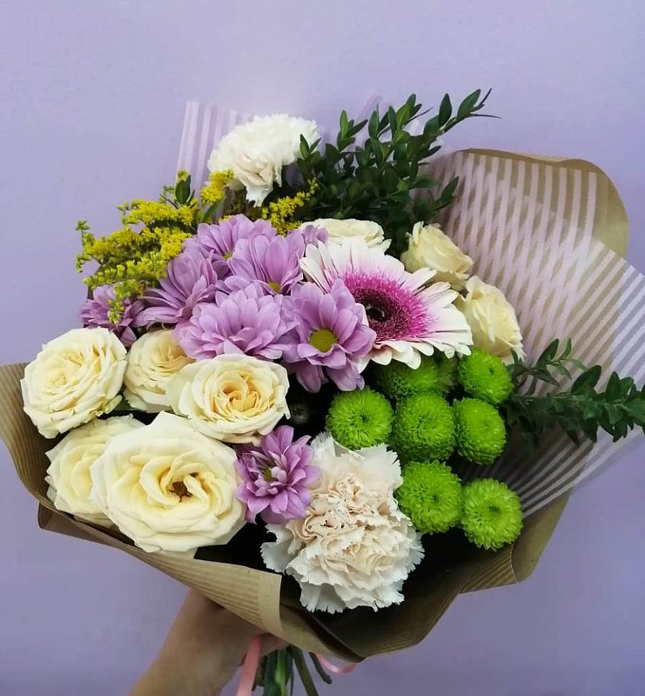 Букет цветов из: Хризантемы, Розы, Гвоздики и Герберы в Федурново