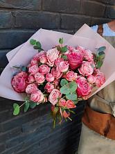 Букет розы в пальмах в Федурново Букет цветов из: Розы в Федурново